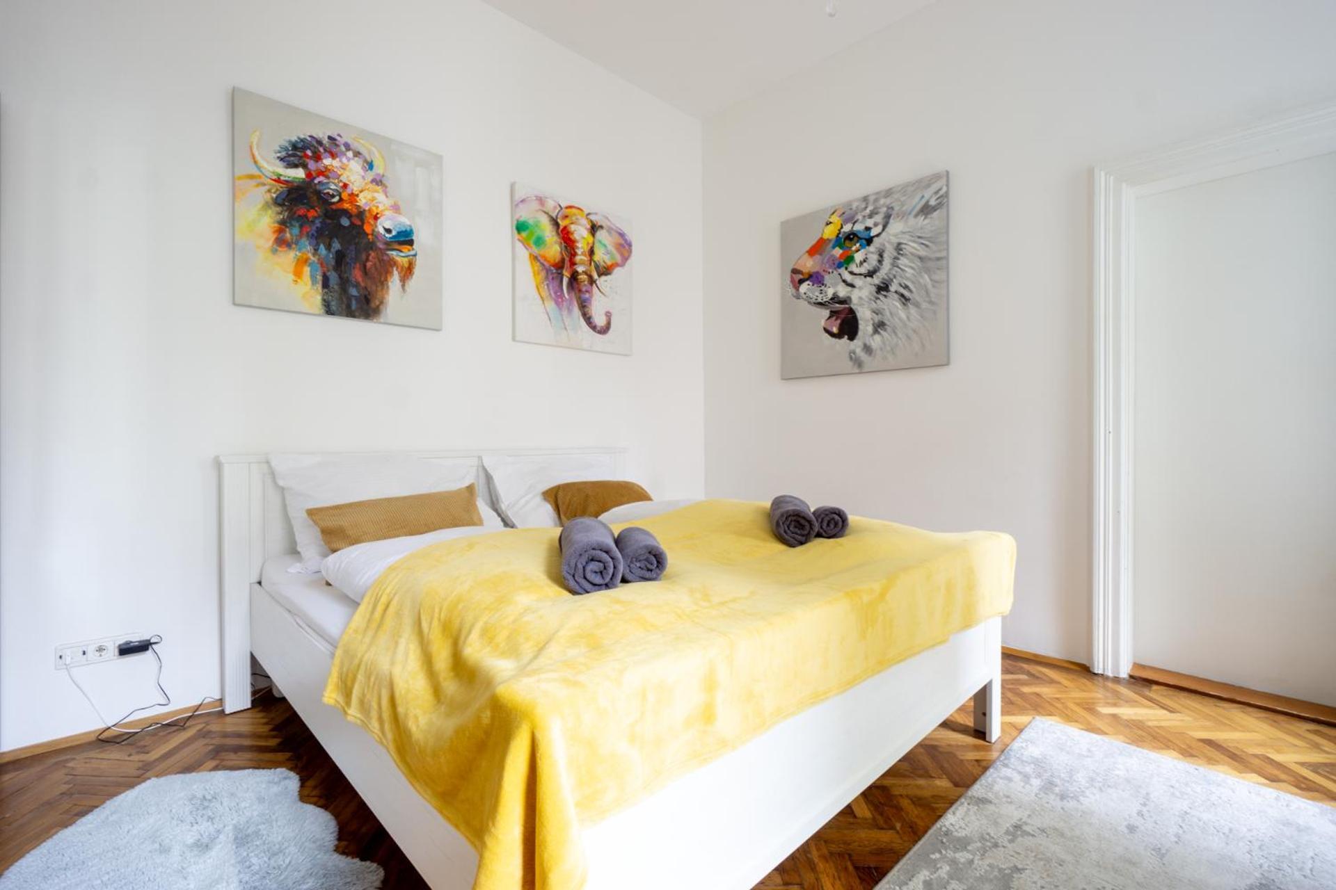 Central Apartment In Viennese Old Building 外观 照片